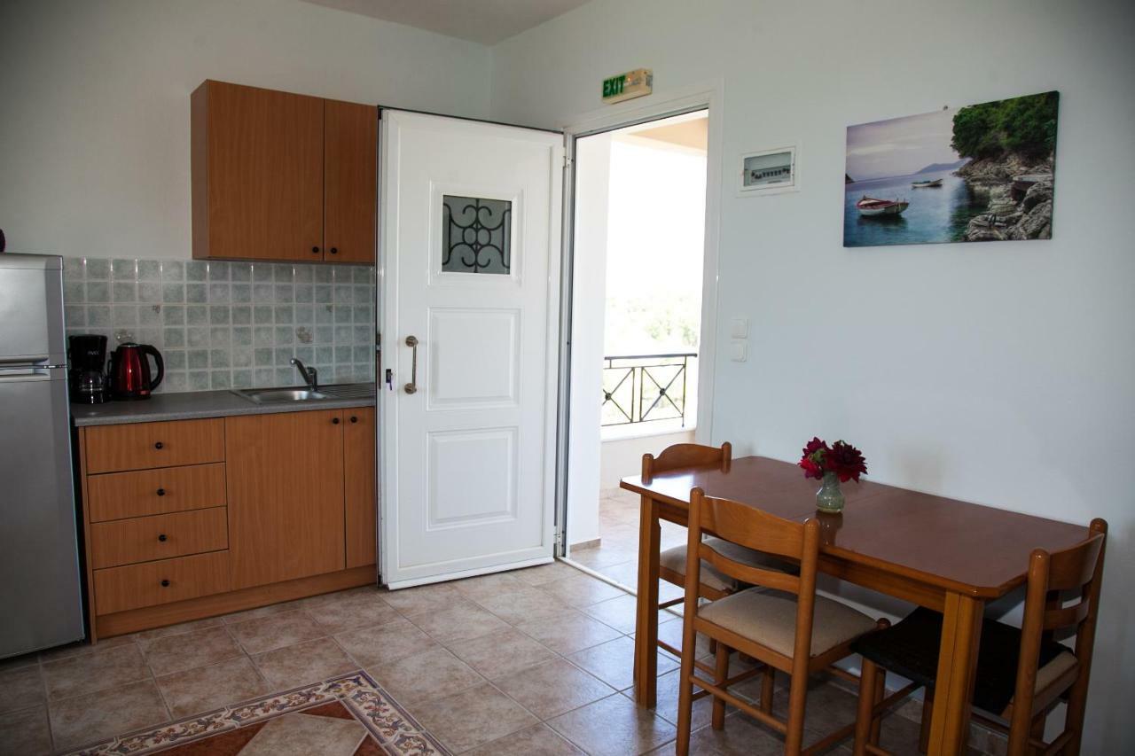 Maspali Apartments Lixouri Luaran gambar